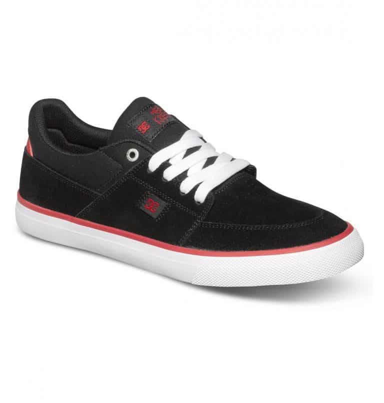 simple skateboard shoes